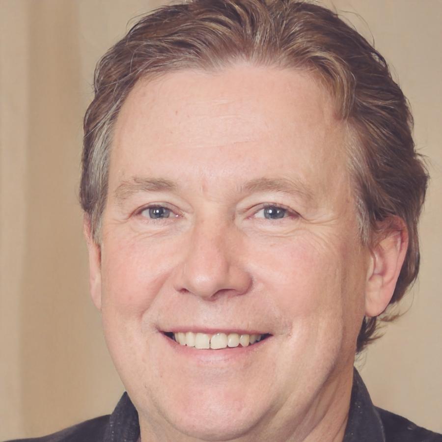 Instructor Valter Bergström teaching financial software development